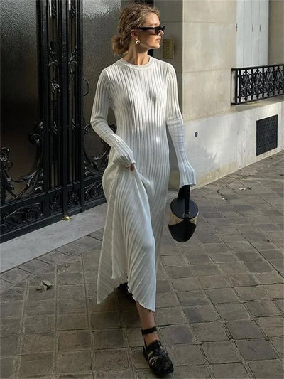 Robe longue en maille côtelée avec dentelle et lien Sahar